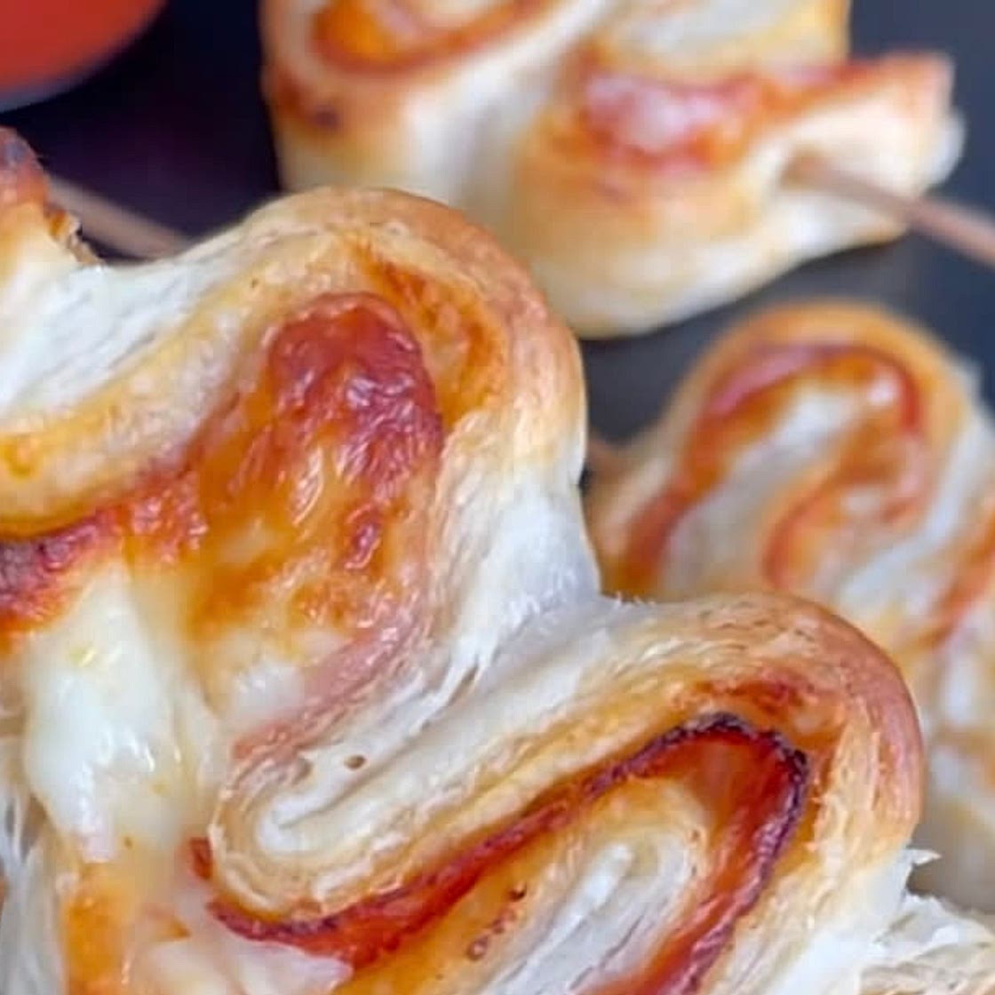 Pepperoni Pizza Sticks