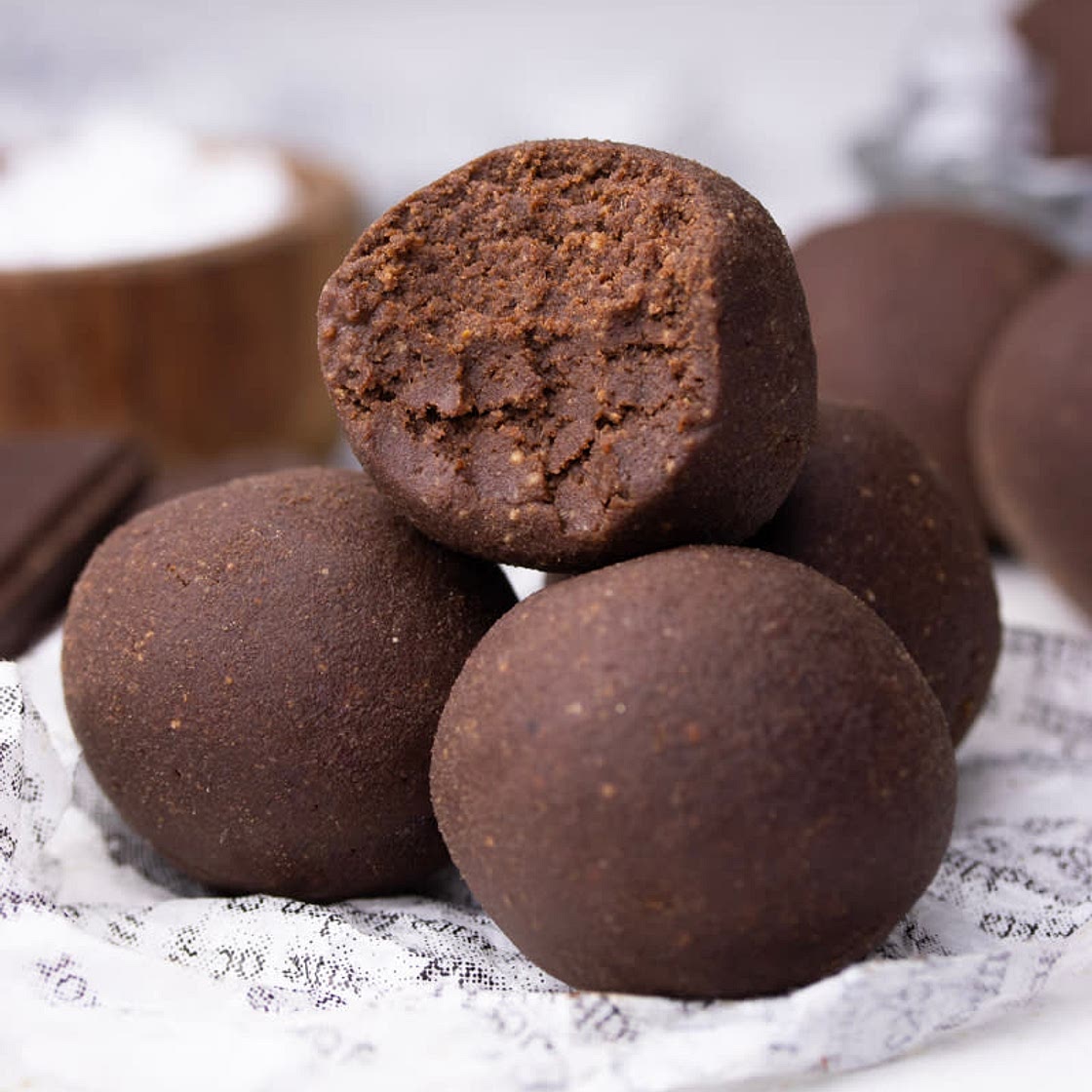 Brownie Batter Protein Balls