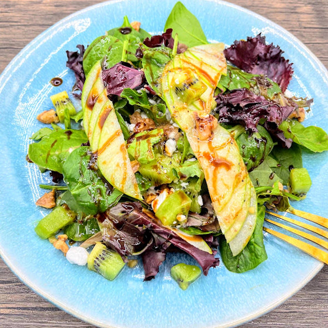 Apple Kiwi Salad