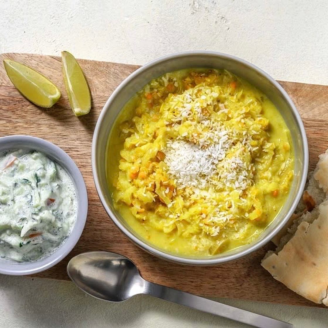 Lentil dahl with ginger and apple