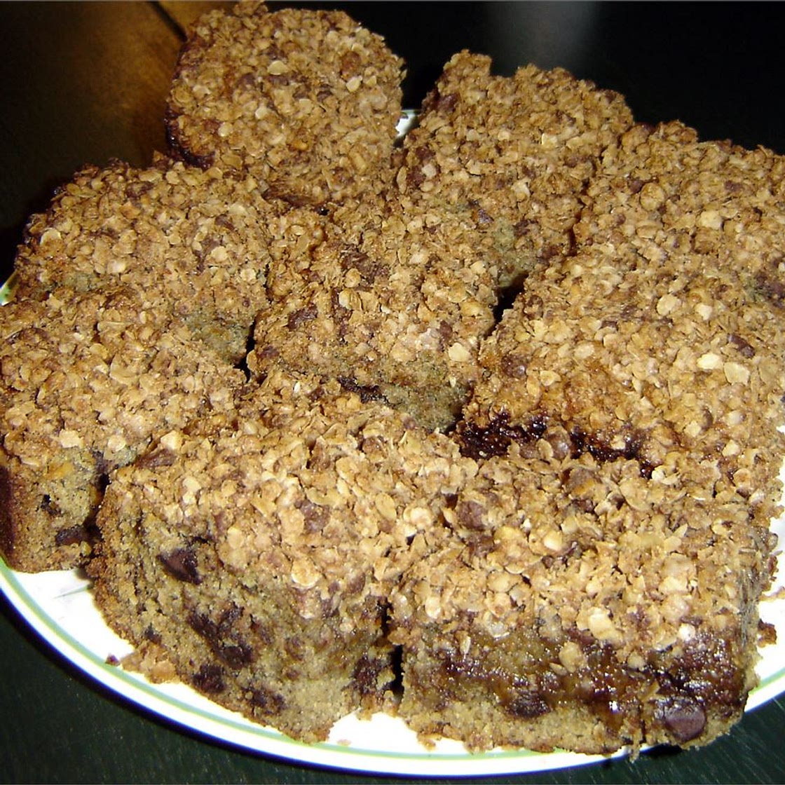 Banana Crunch Cake