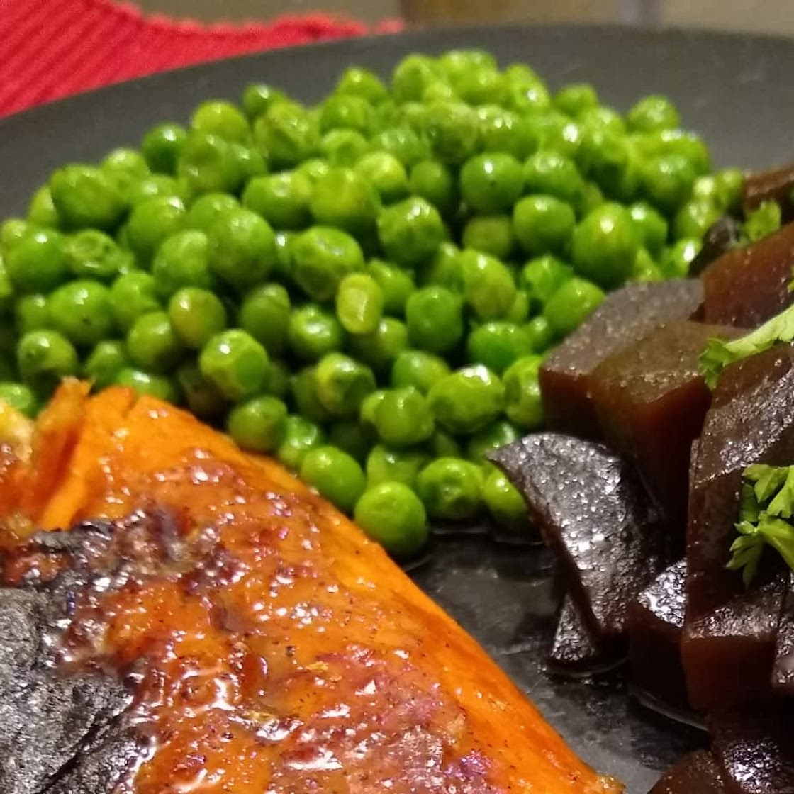 How to Cook Frozen Peas (the RIGHT way)