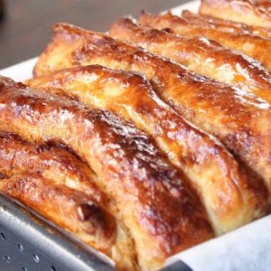PULL APART CINNAMON BREAD