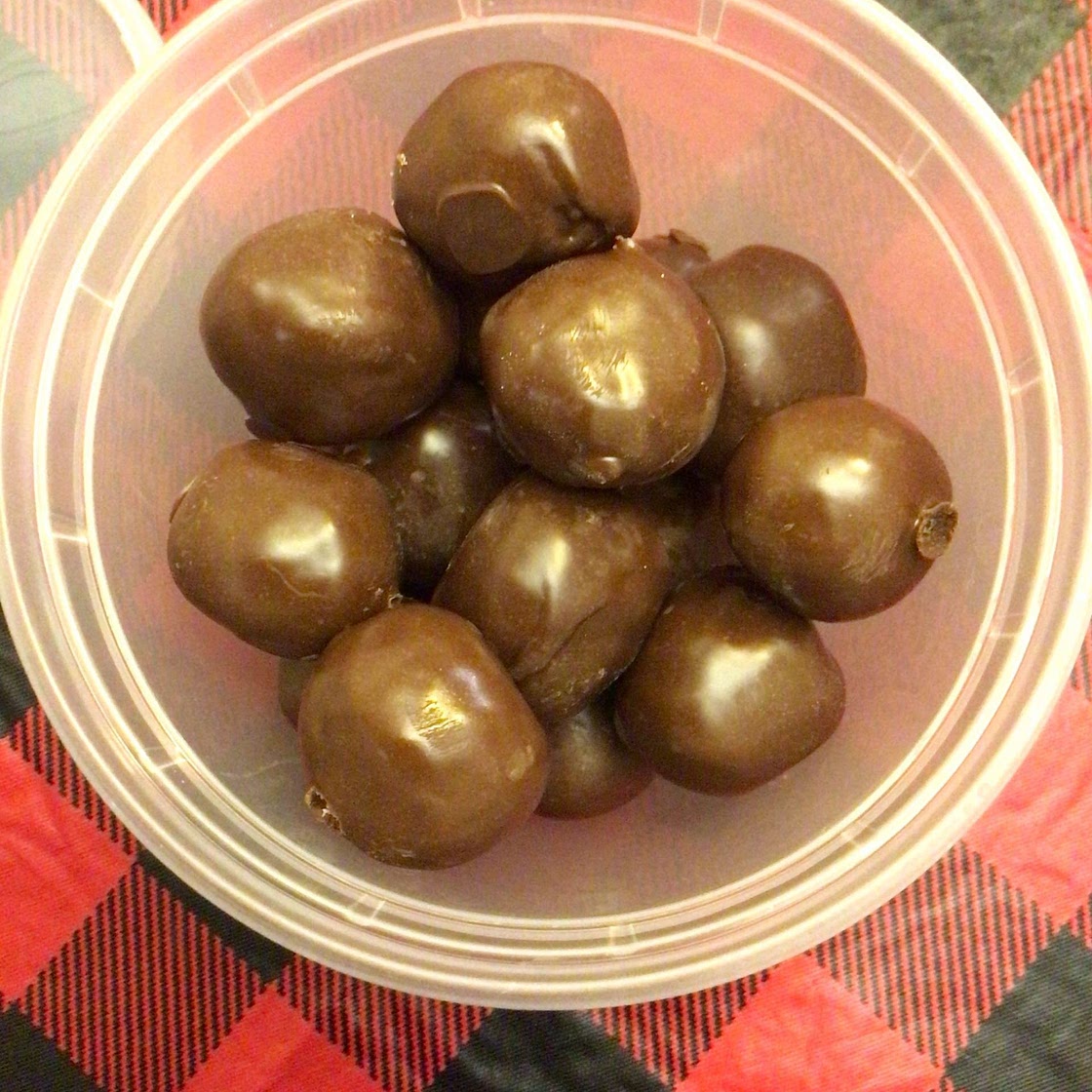 Martha Washington Candy (Coconut Balls)