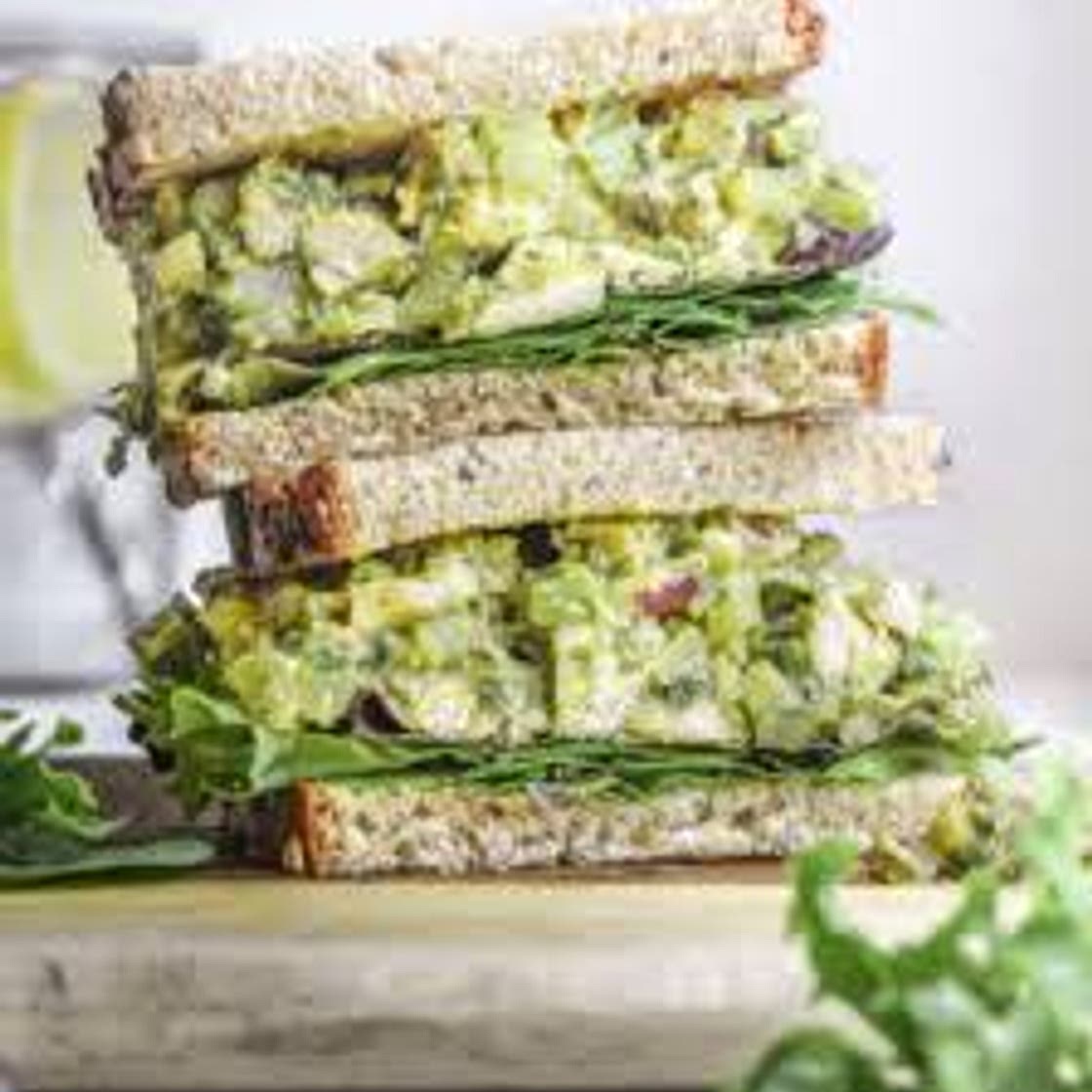 Chicken lettuce avo sandwich