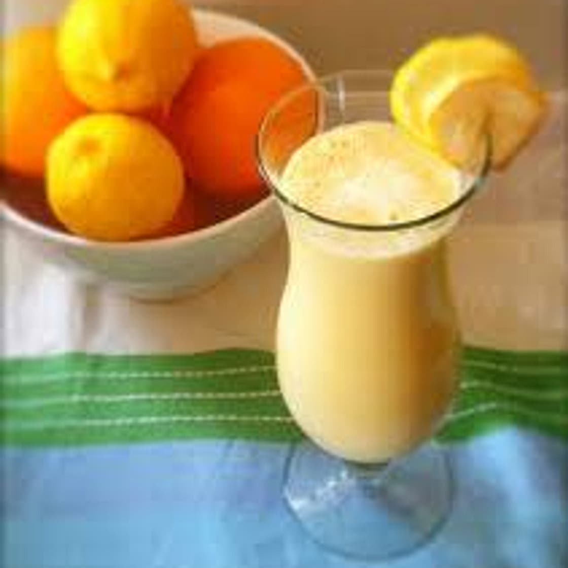 Citrus bang smoothie 282 cal high fibre and protein *