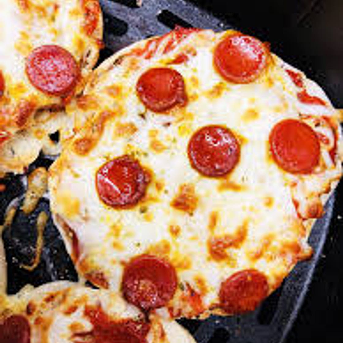 English muffin pizza 2 serves 165 calories each 24g carb 3g fat 9.9g protein *