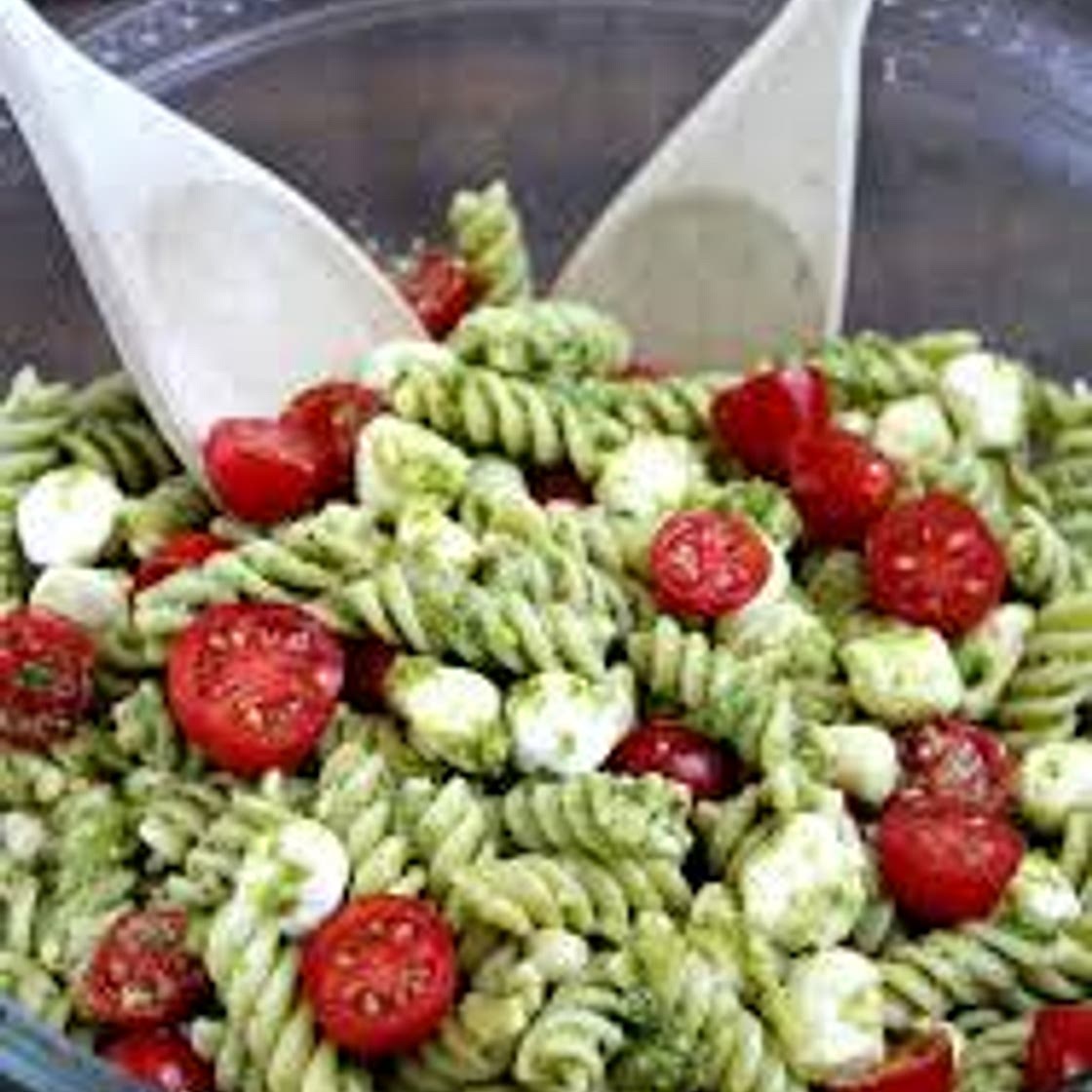 Pesto pasta lunch