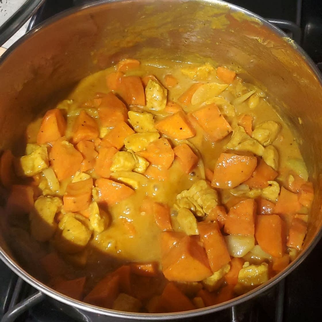 Slow Cooker Chicken Curry with Coconut Milk