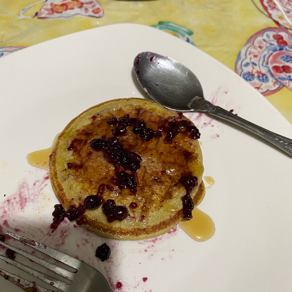 Easy and healthy Banana Oat pancakes