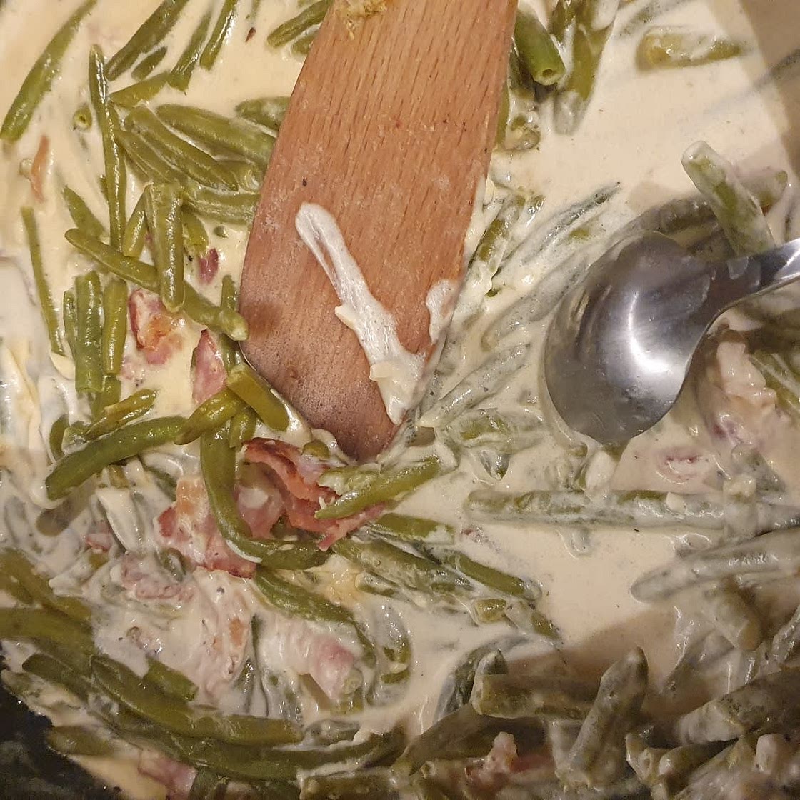 Green Beans in Creamy Parmesan Sauce - with bacon!