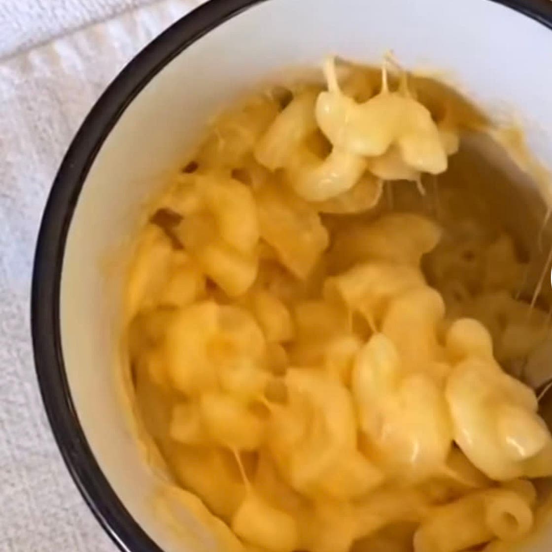 Homemade Microwave Mac n cheese