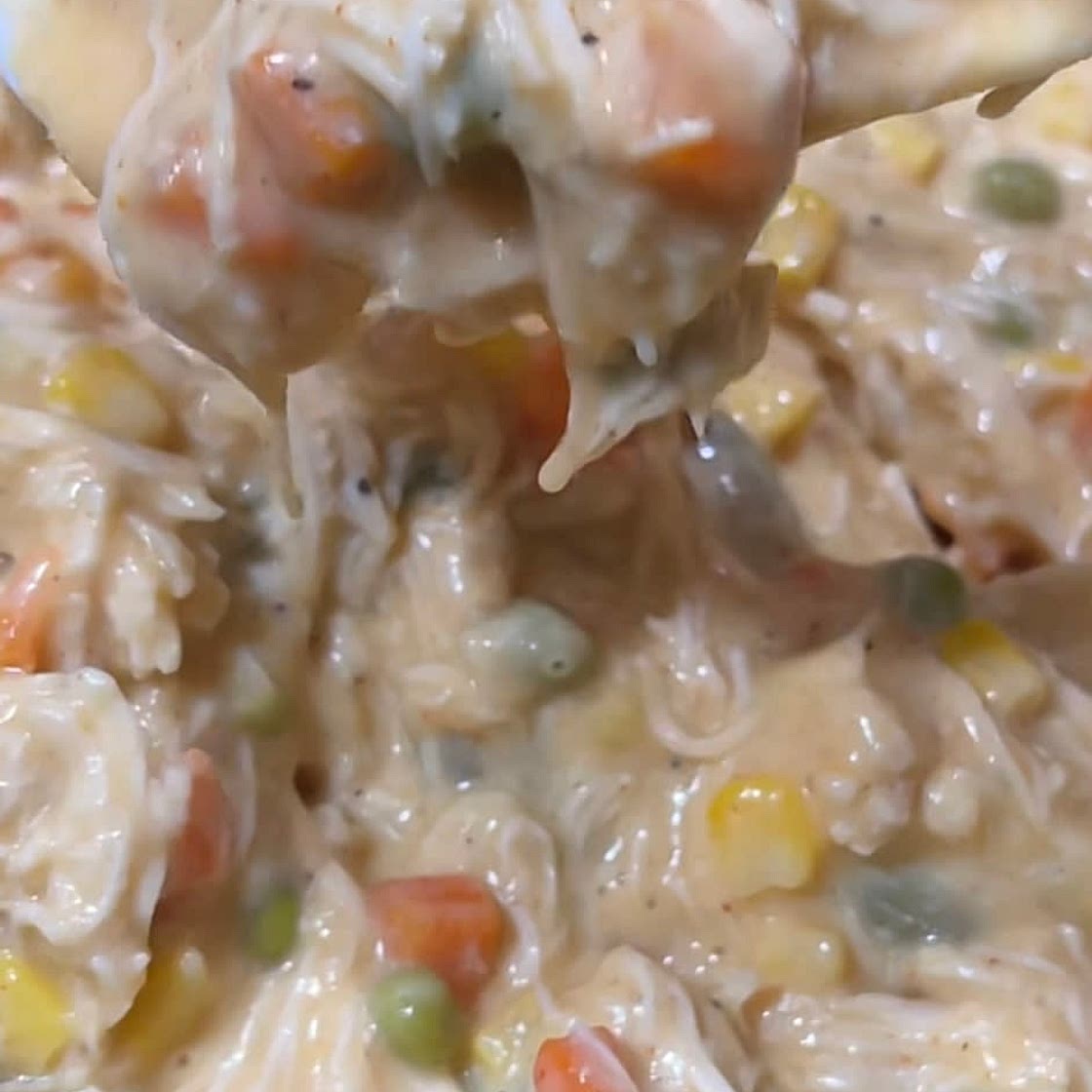 Instant Pot Chicken and Biscuits 