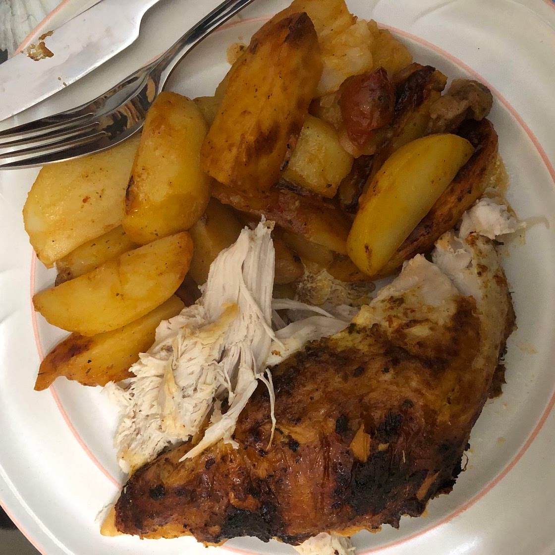 One Pan Juicy Herb Roasted Turkey & Potatoes With Gravy
