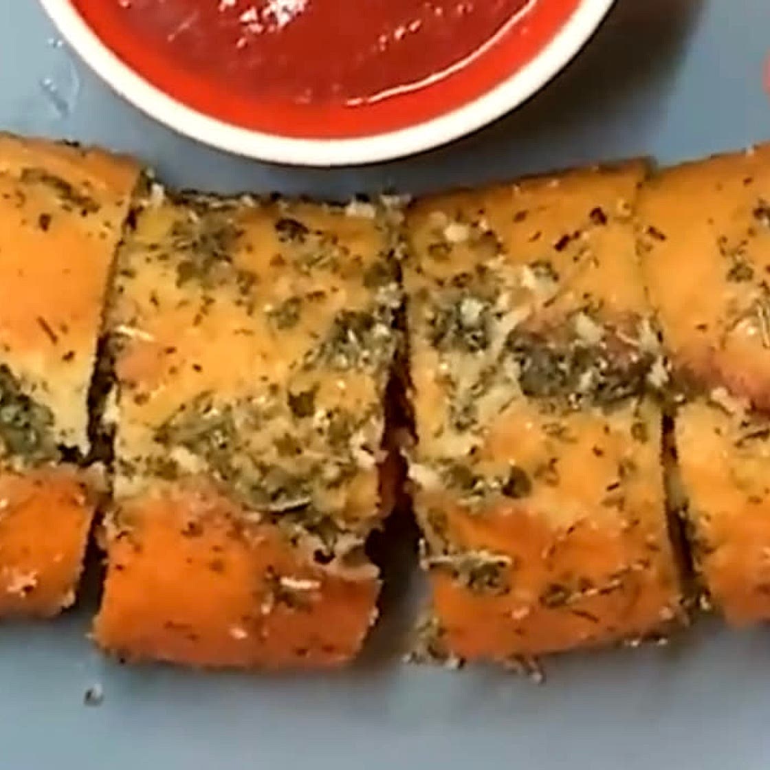 Garlic Bread Plus🥖🧀🧄