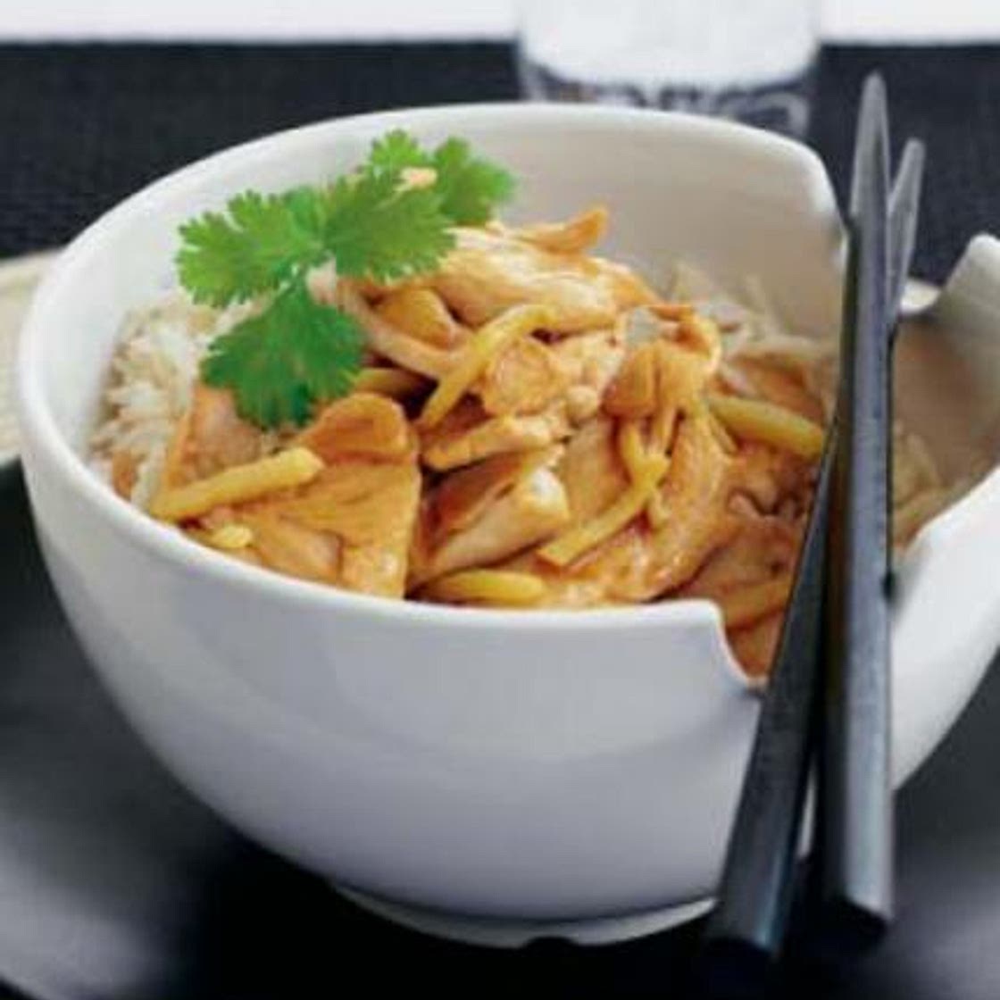 Stir-fried chicken with soy, ginger and garlic
