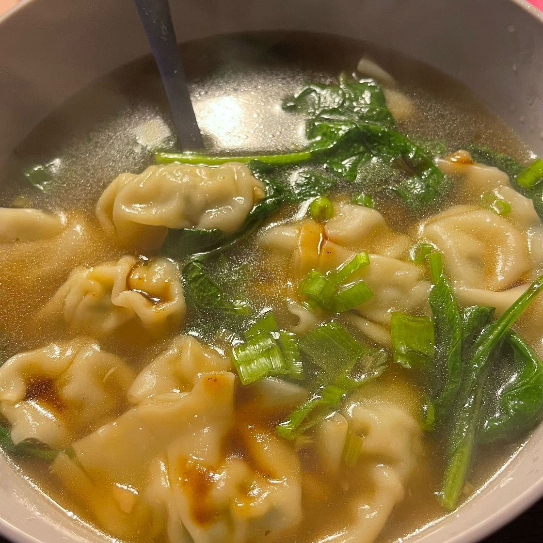 Easy Dumpling Soup (Potsticker Soup)