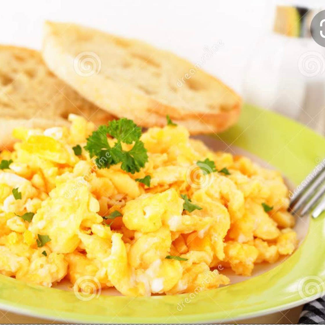 Scrambled Eggs with Cheese and English Muffins 