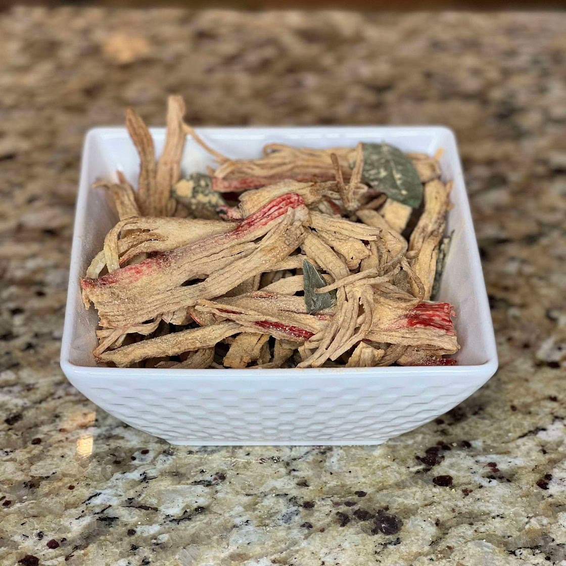 Air fried protein chips: salted egg yolk crab stick chips