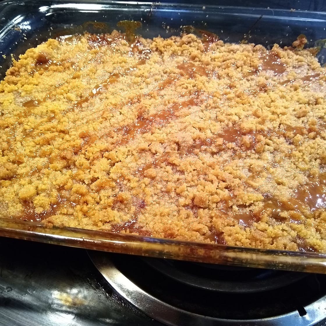 Caramel Apple Crisp