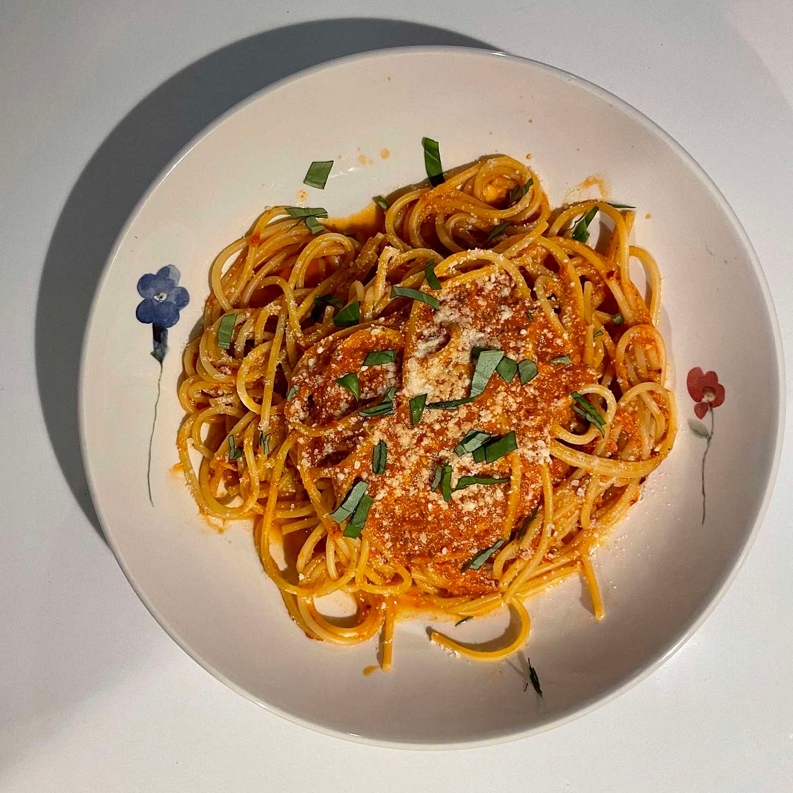 20-Minute Tomato Pesto Pasta