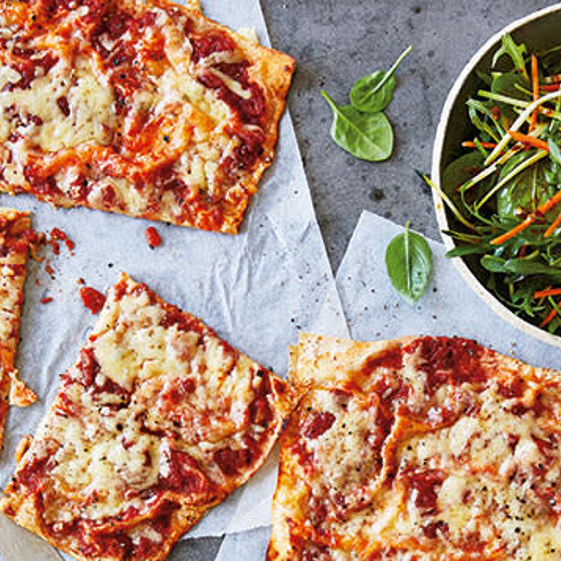 Mountain bread pizza