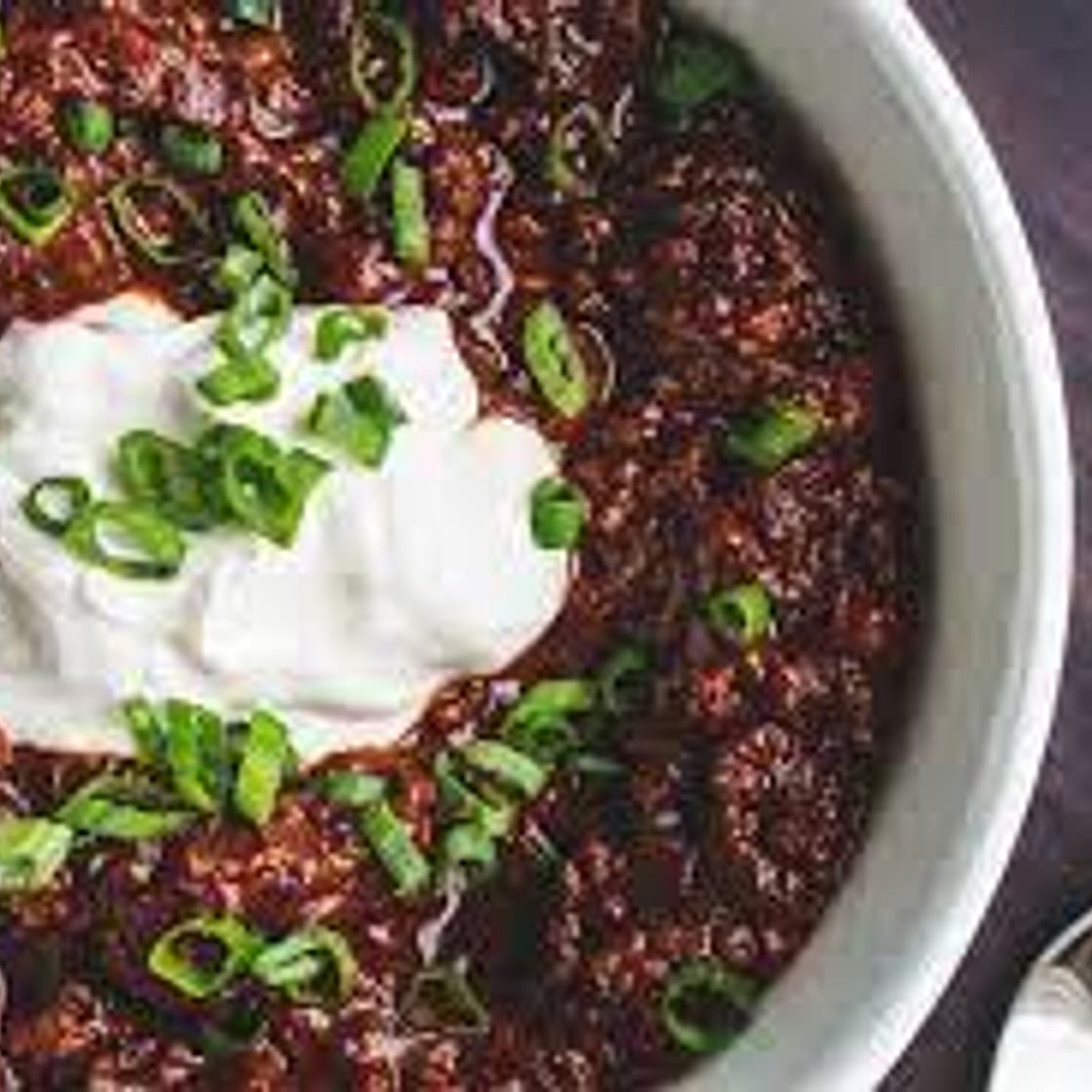 Tex-Mex chilli beef with avocado salad
