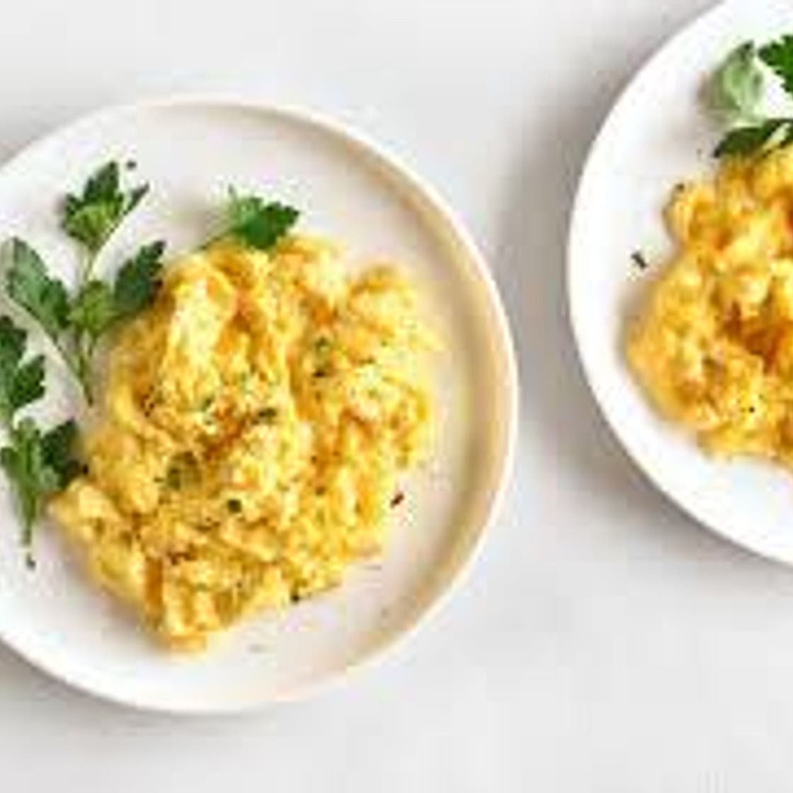 Basil scrambled eggs