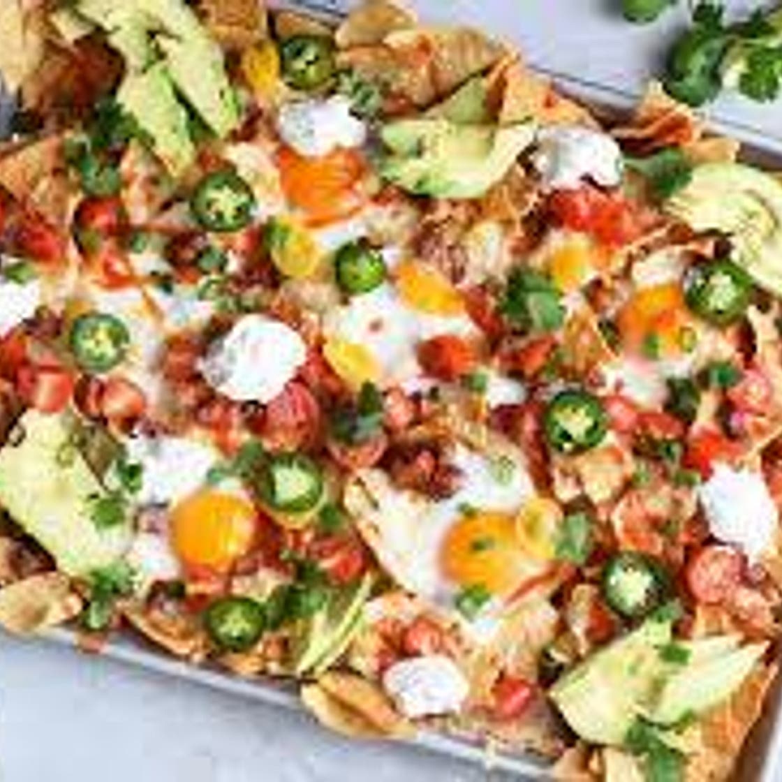 Breakfast nachos