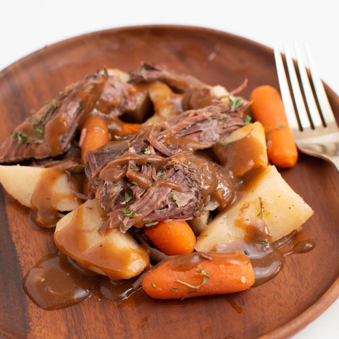Easy Crock Pot Roast with Potatoes and Carrots