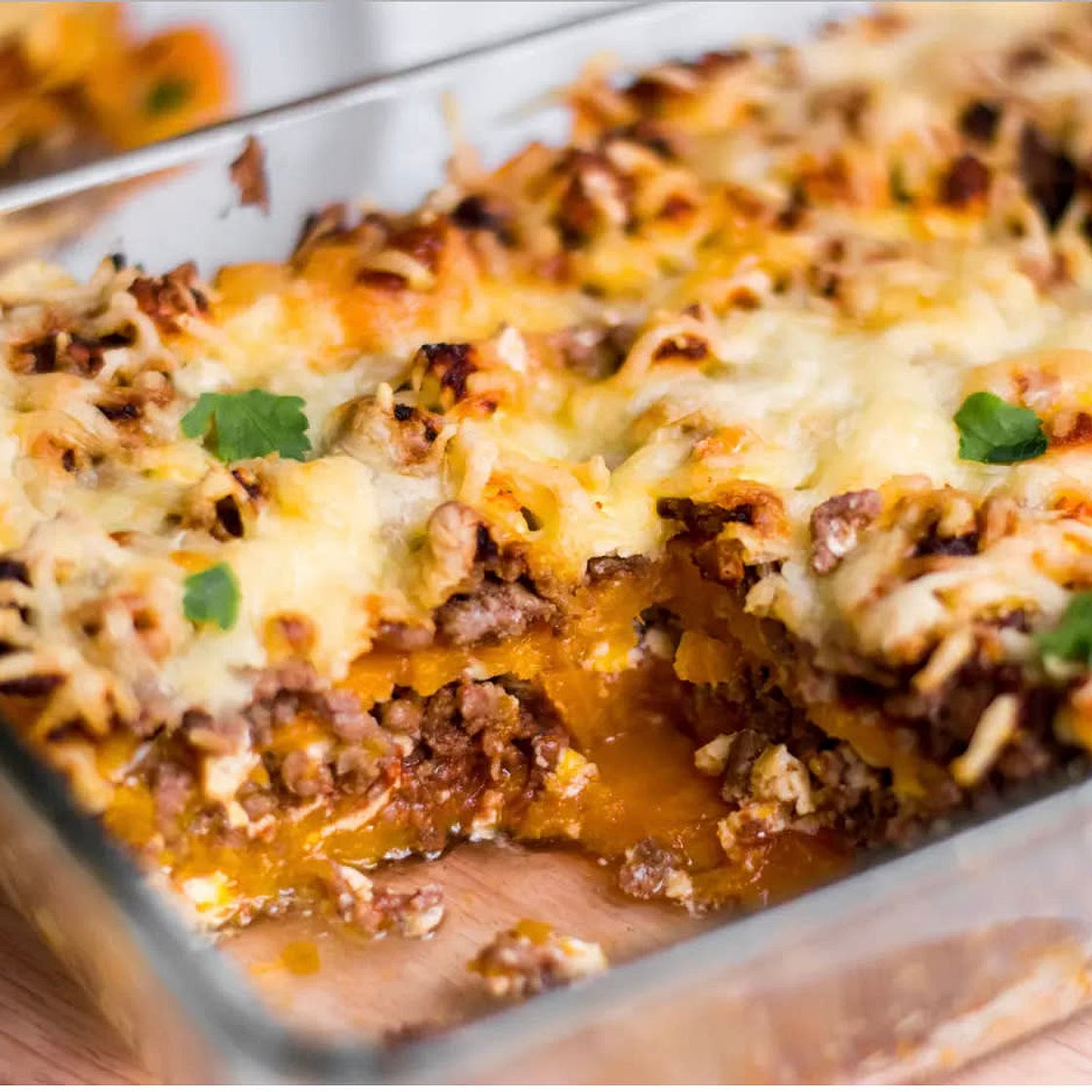 Rinderhack-Süßkartoffelauflaufz mit Feta