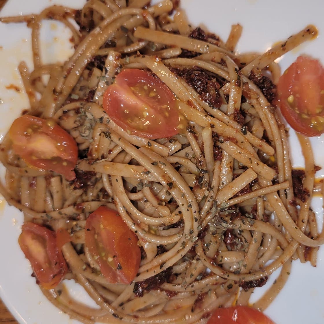 Sun Dried Tomato Pesto Spaghetti