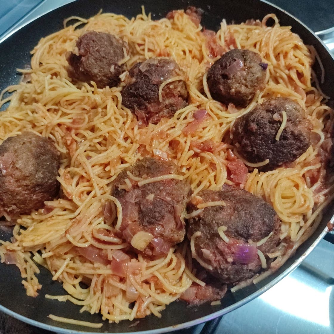 Spaghetti and Meatballs