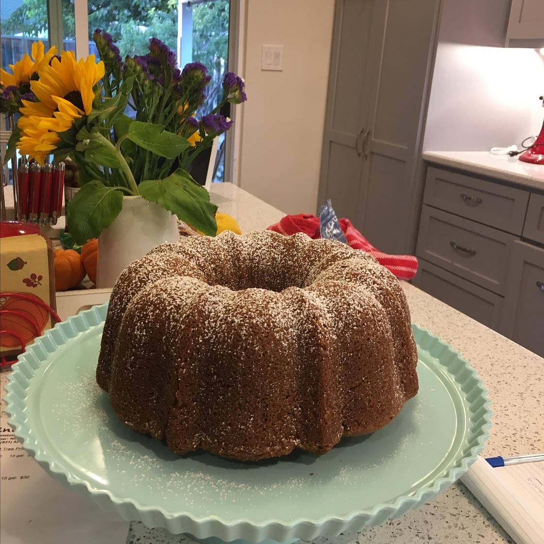 Easy Pumpkin Cake