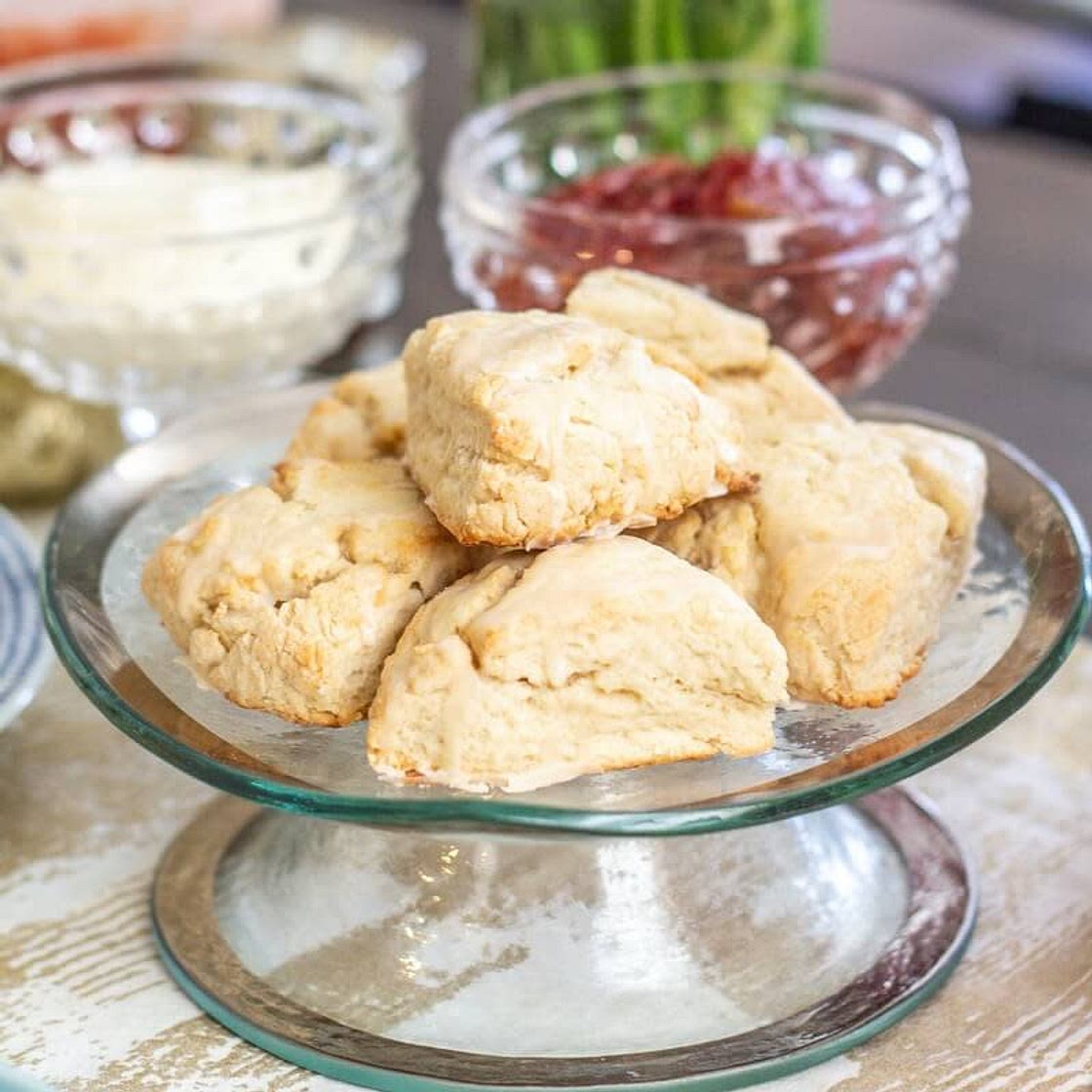 Vanilla Scones with a Vanilla Bean Glaze