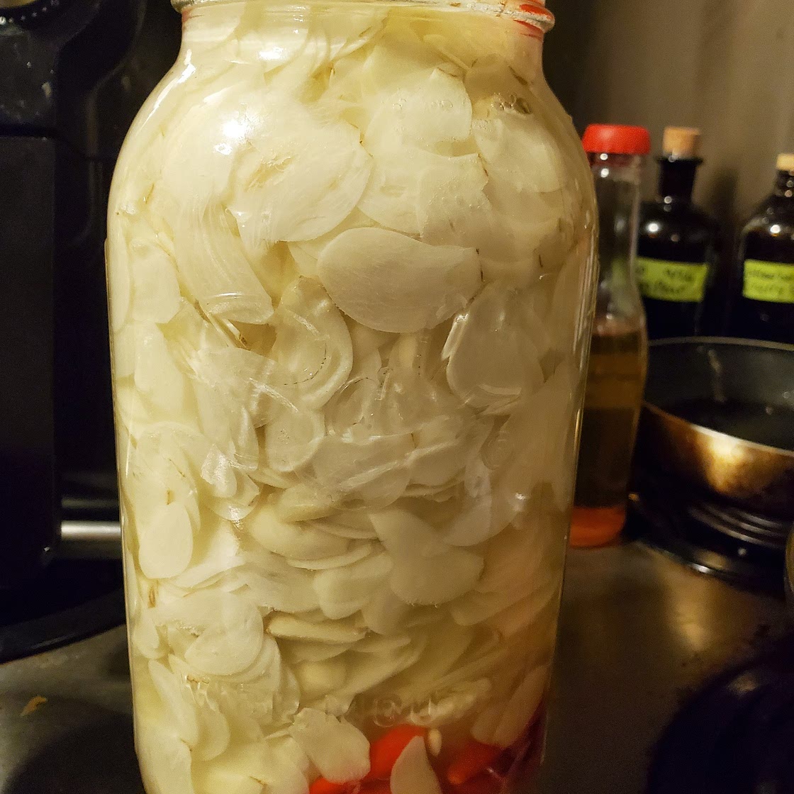 Pickled Garlic Vinegar (Dam Toi)