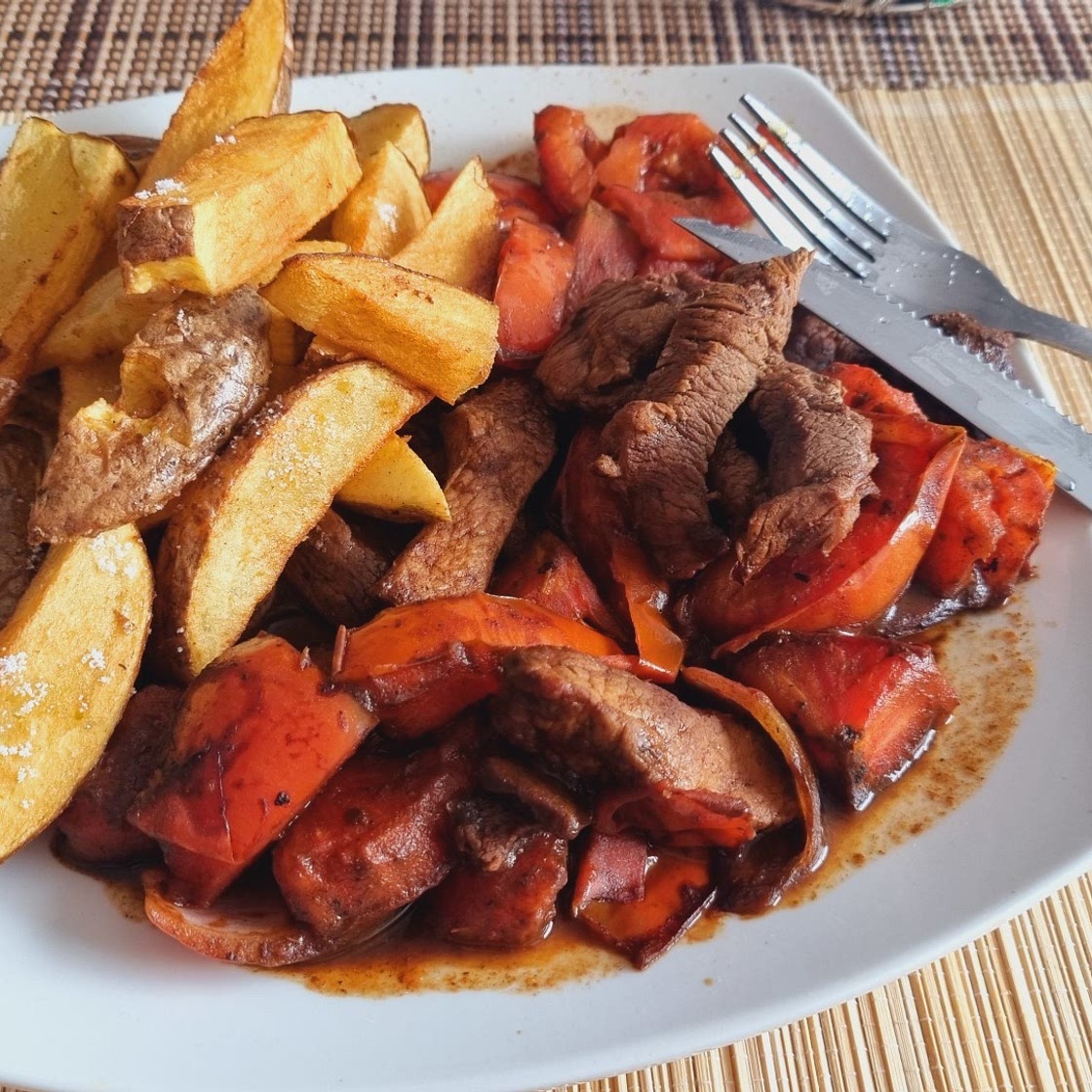 Lomo Saltado