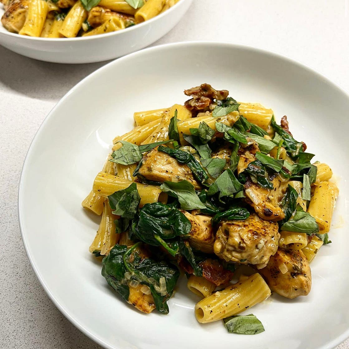 Creamy Chicken & Tomato Pasta