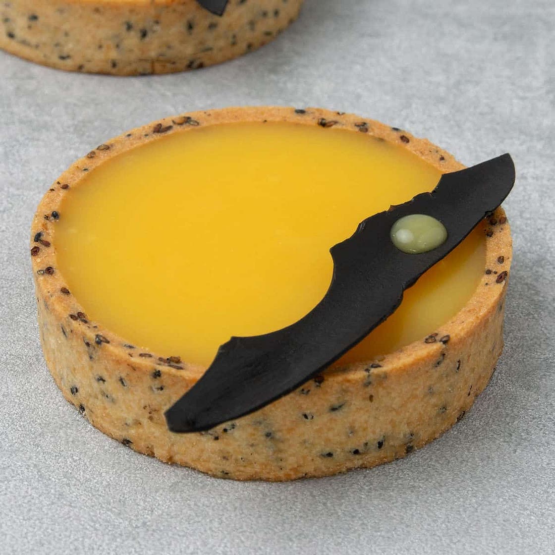 Black sesame tart with yuzu curd