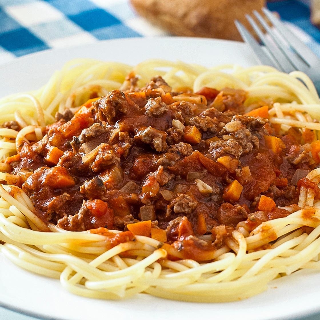 Microwave spaghetti bolognese
