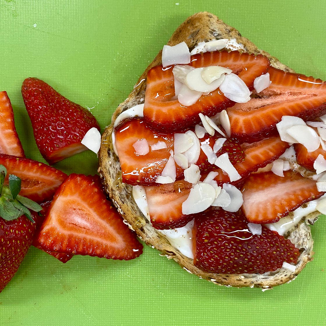 Strawberry Toast