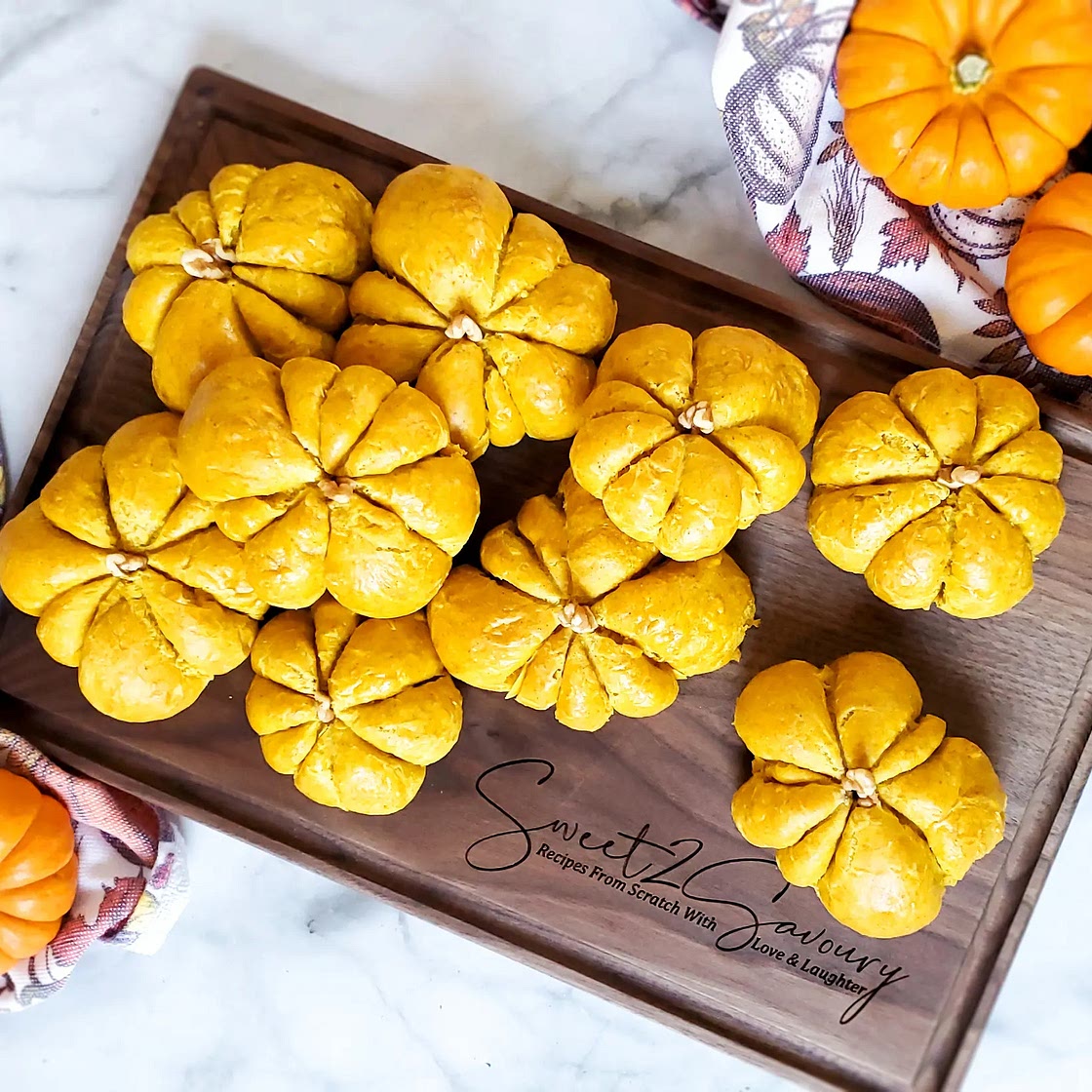 Soft Fluffy Pumpkin Dinner Rolls