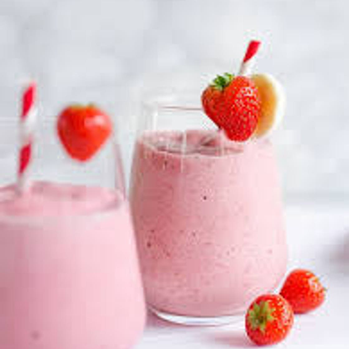 Strawberry banana smoothie vit c 193 calories *