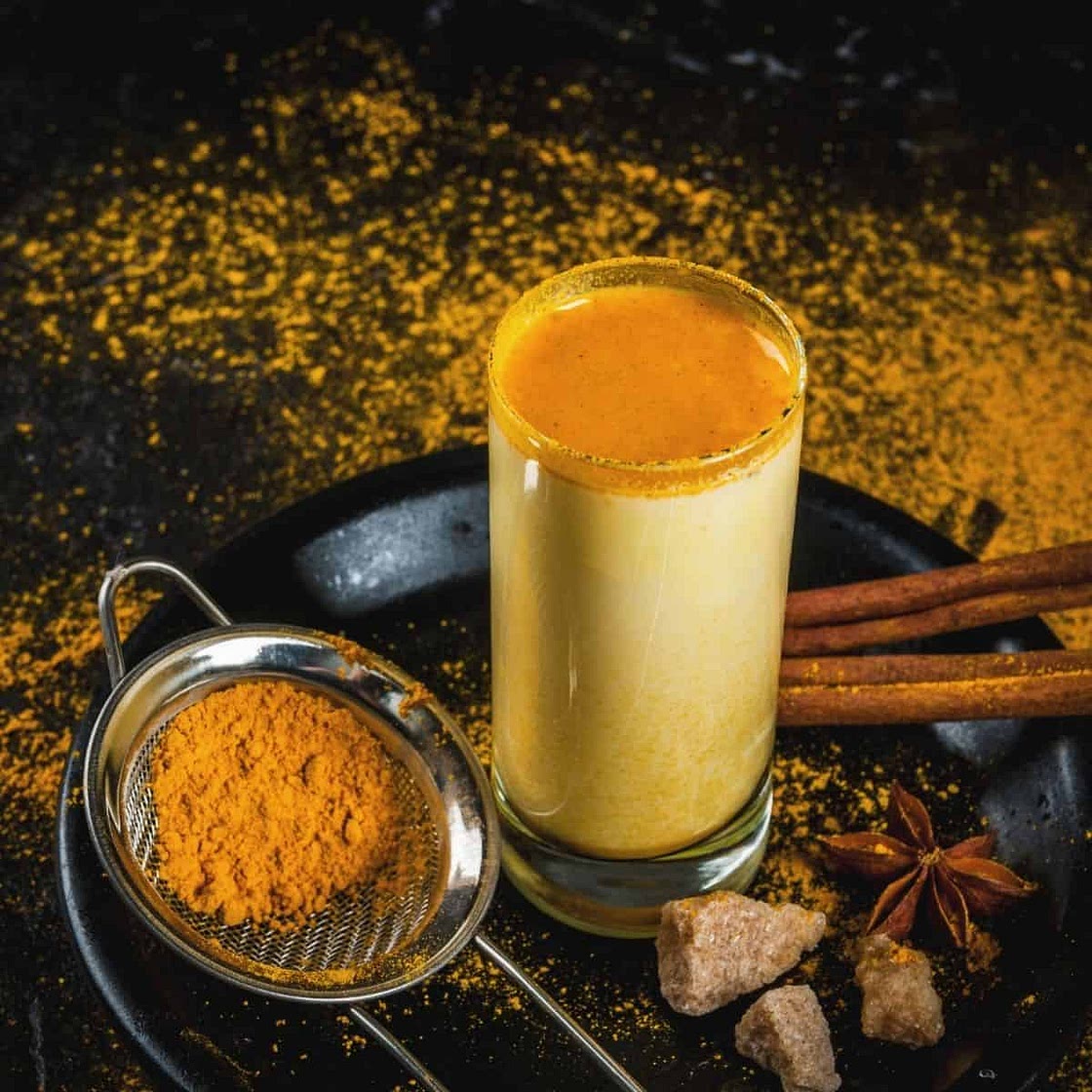 Low Carb Golden Smoothie