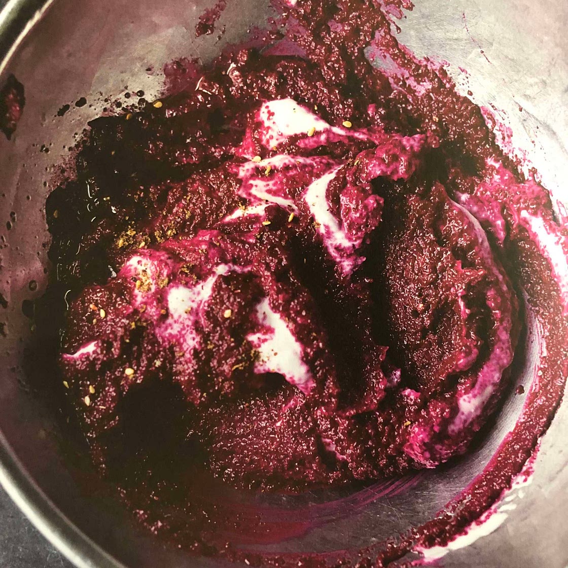 Rote-Bete-Püree mit Joghurt und Za'atar