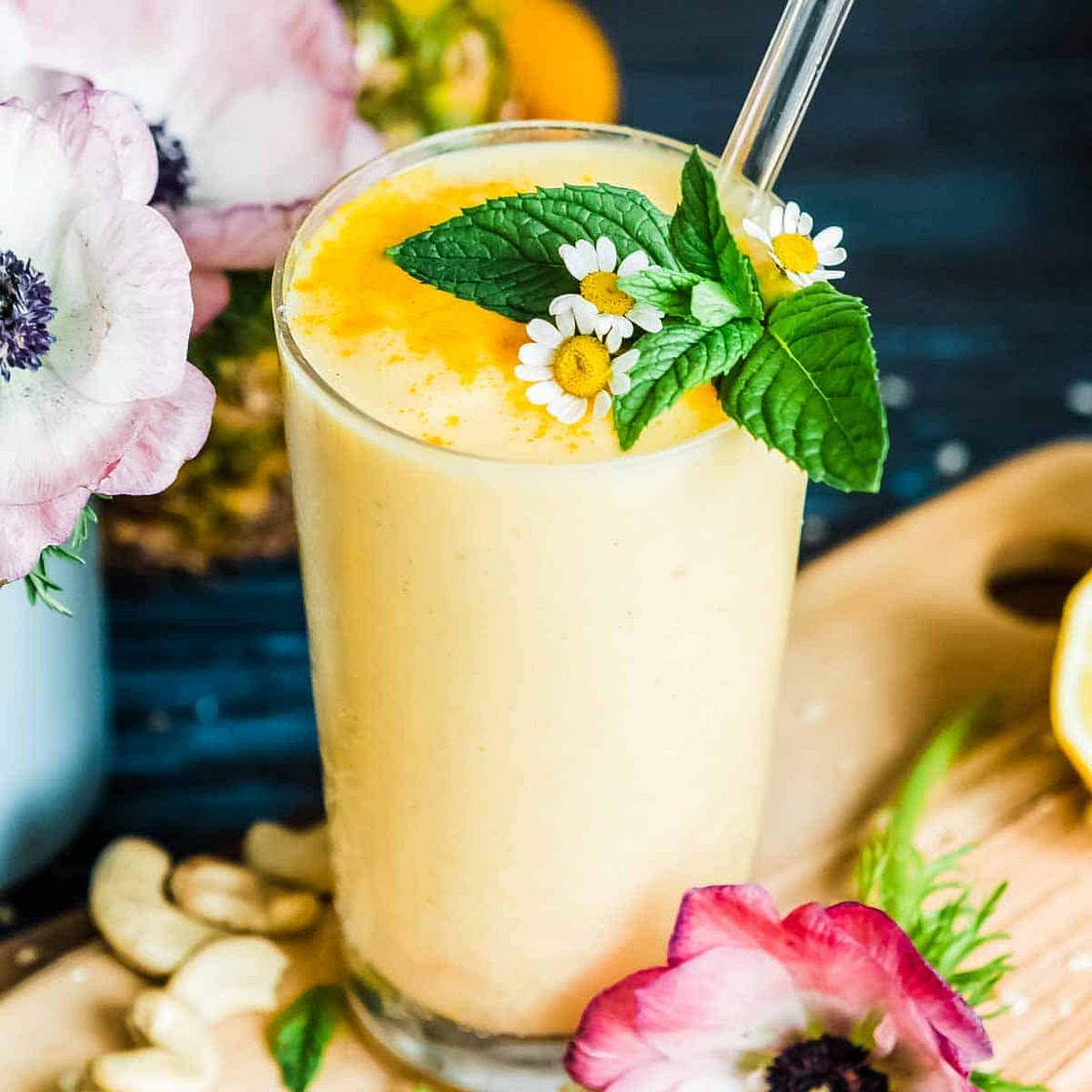 Healthy Pineapple Smoothie