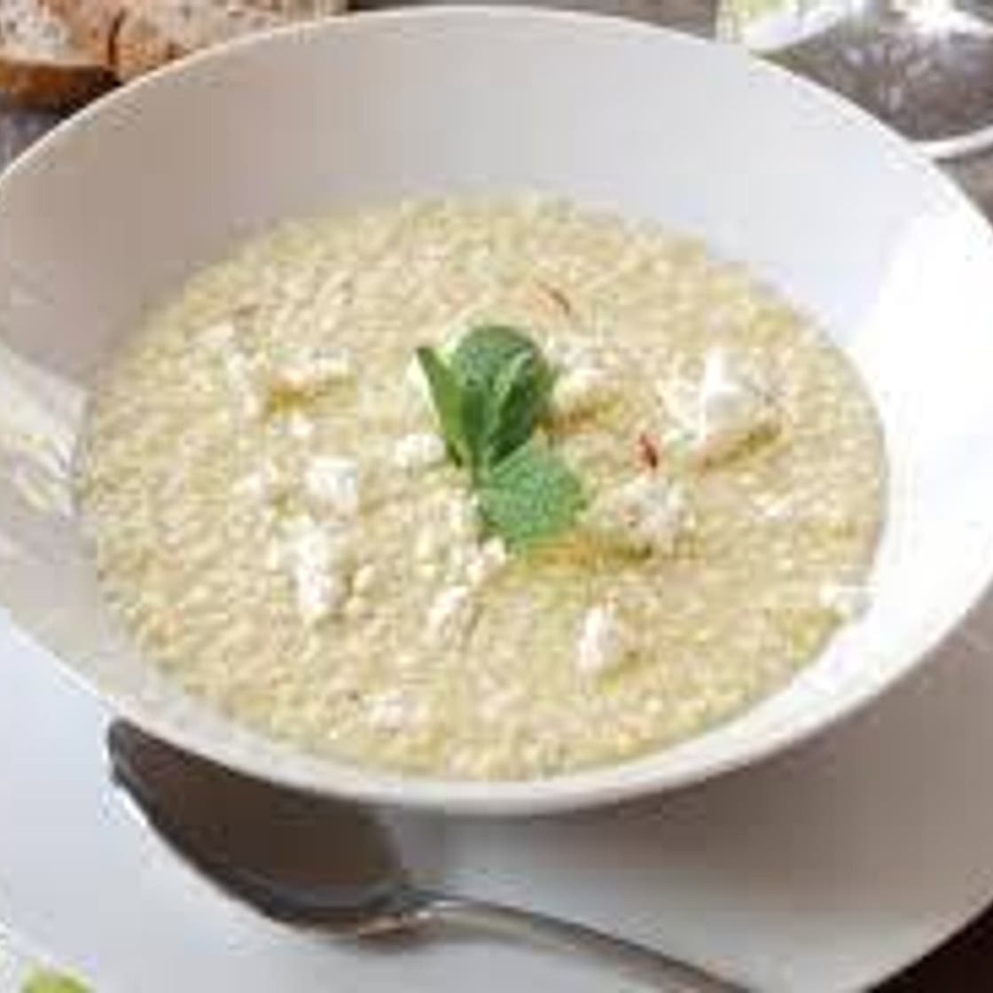 Tarhana with milk