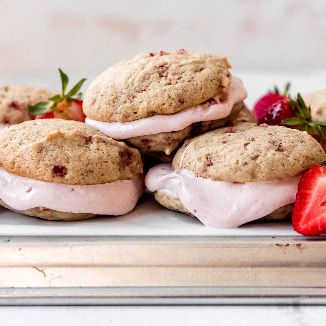 Strawberry Whoopie Pies