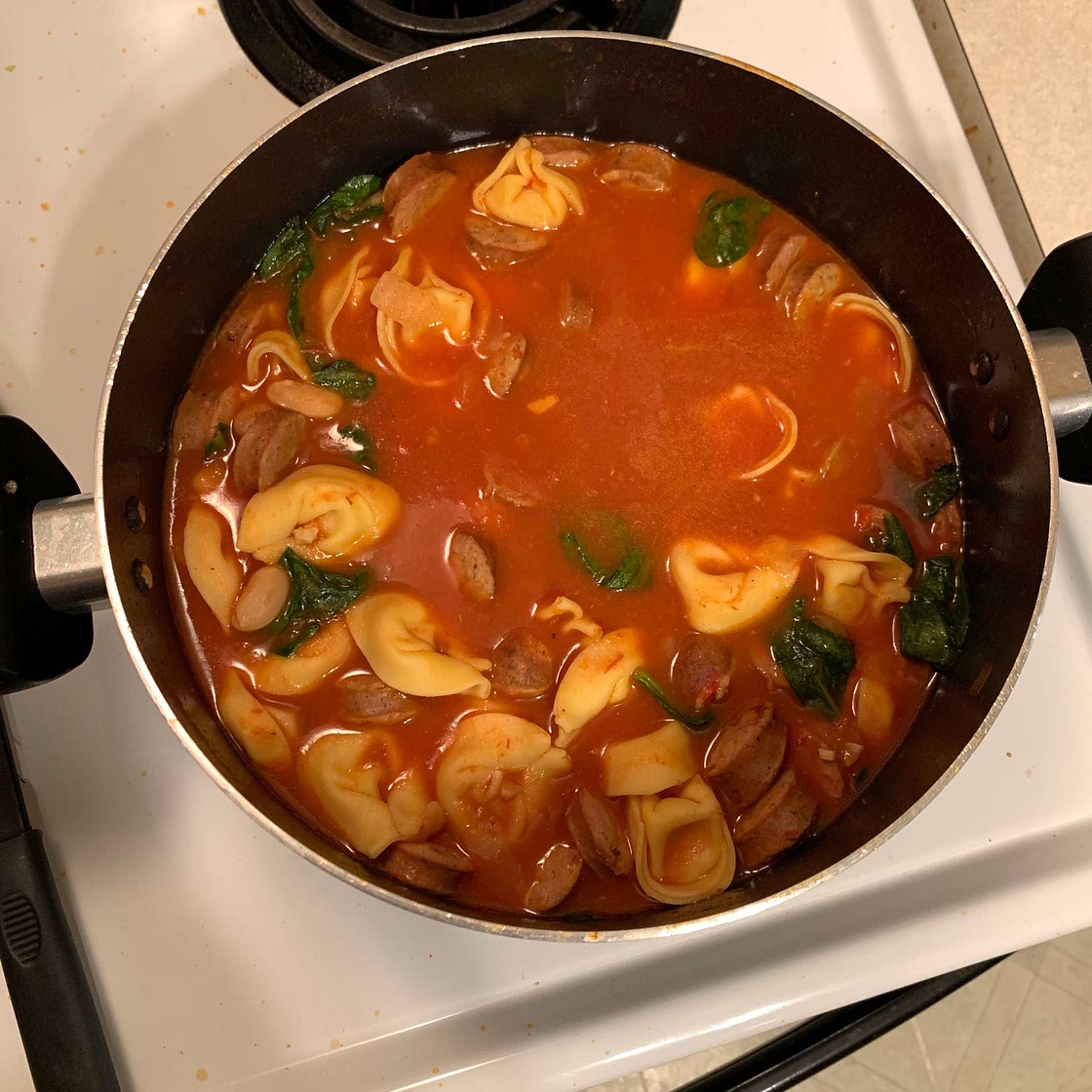 Tuscan Tortellini Soup