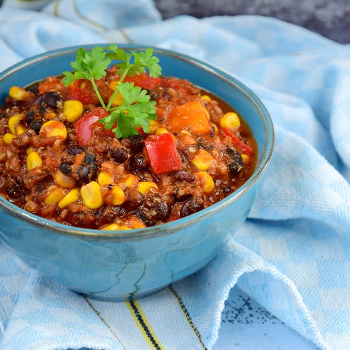 SWEET POTATO AND BLACK BEAN CHILI